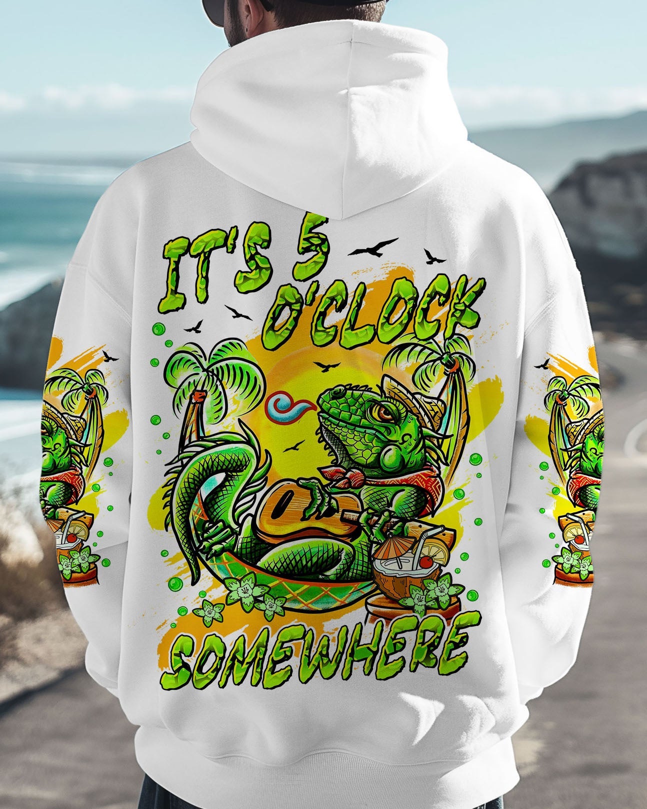 BLISSCORNERS IT'S 5 O'CLOCK SOMEWHERE IGUANA ALL OVER PRINT