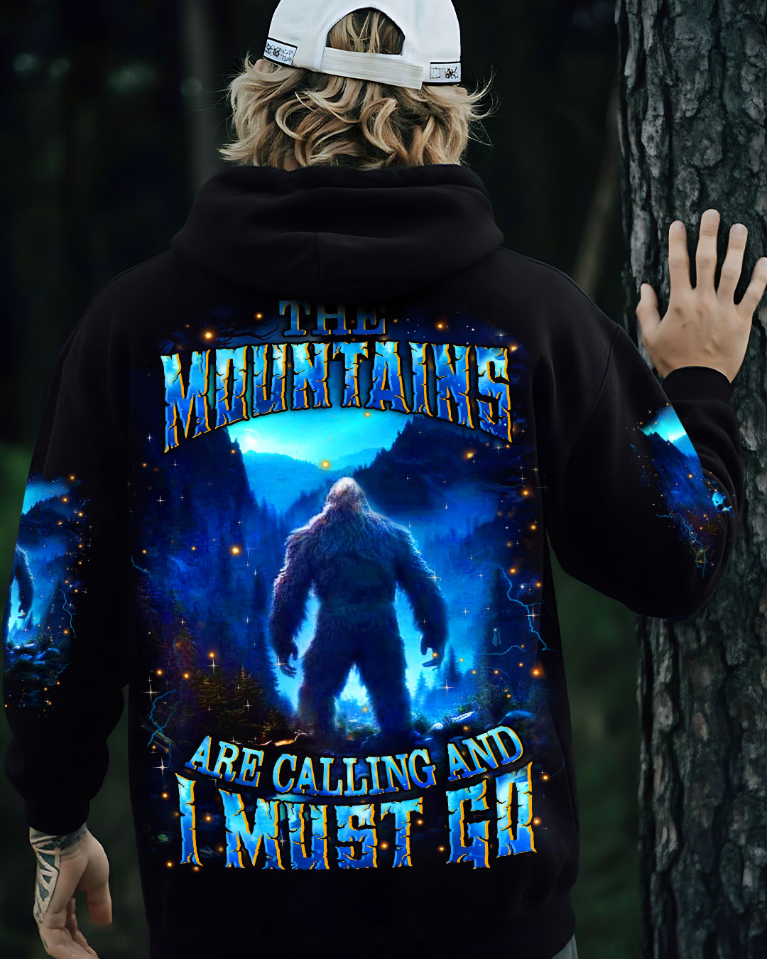 BLISSCORNERS THE MOUNTAINS ARE CALLING BIGFOOT ALL OVER PRINT