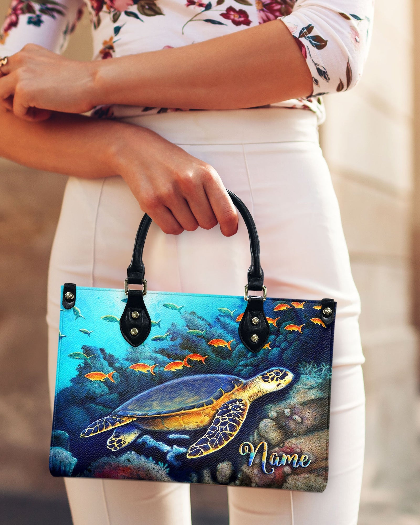 BLISSCORNERS PAINTING TURTLE OCEAN LEATHER HANDBAG