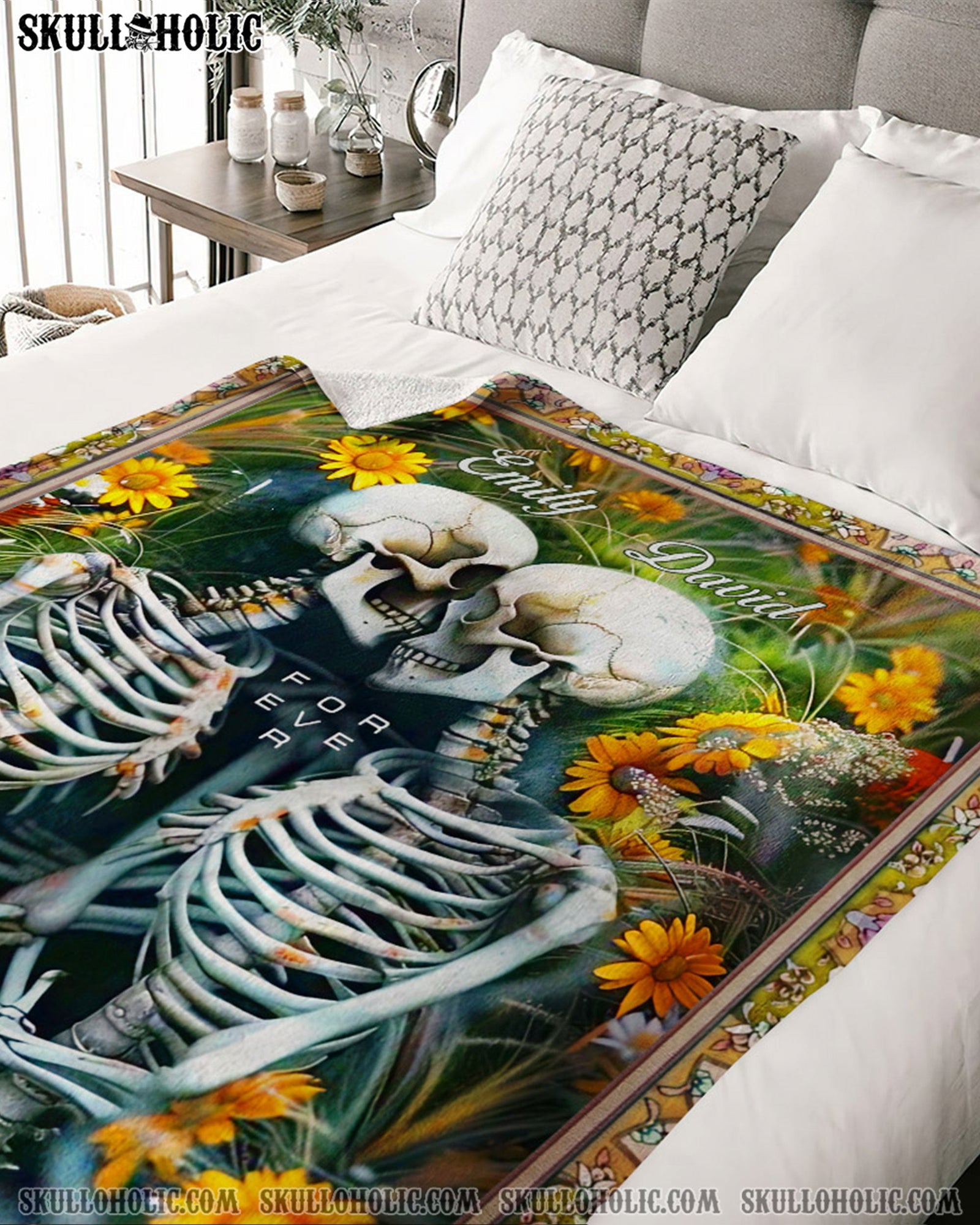 BLISSCORNERS PERSONALIZED SKULL COUPLE FLOWERS FLEECE BLANKET