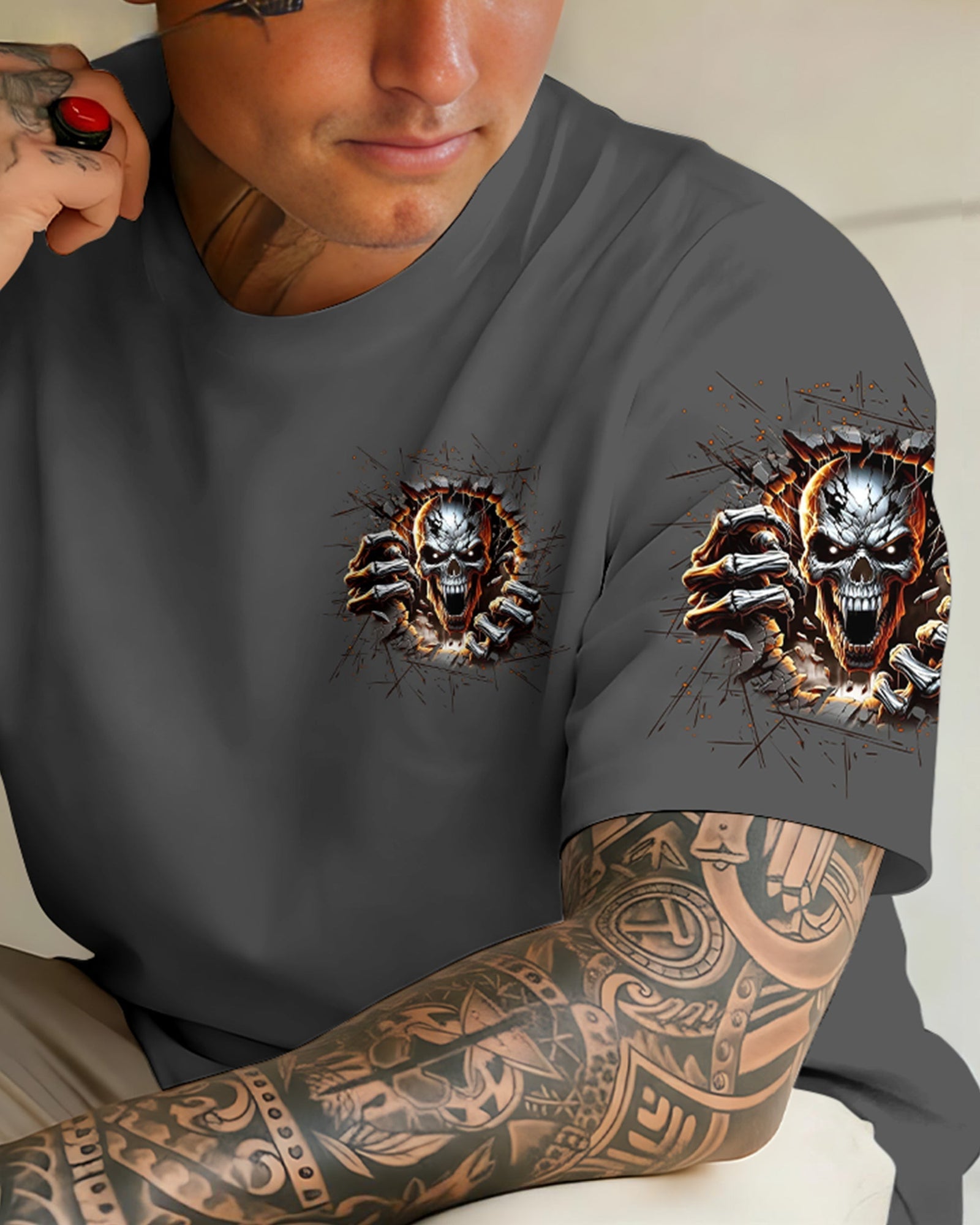 BLISSCORNERS I'M NEVER ALONE SKULL DEMON ALL OVER PRINT