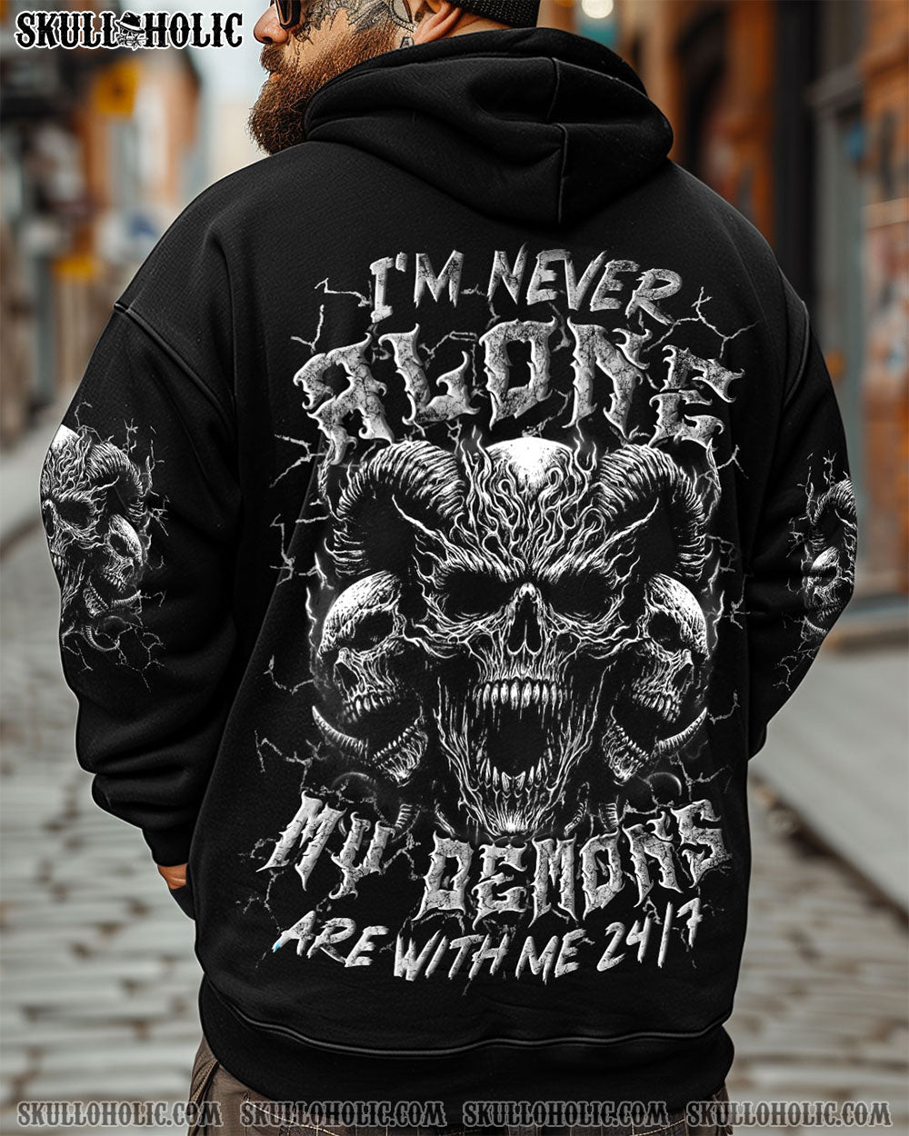 BLISSCORNERS I'M NEVER ALONE SKULL DEMON ALL OVER PRINT