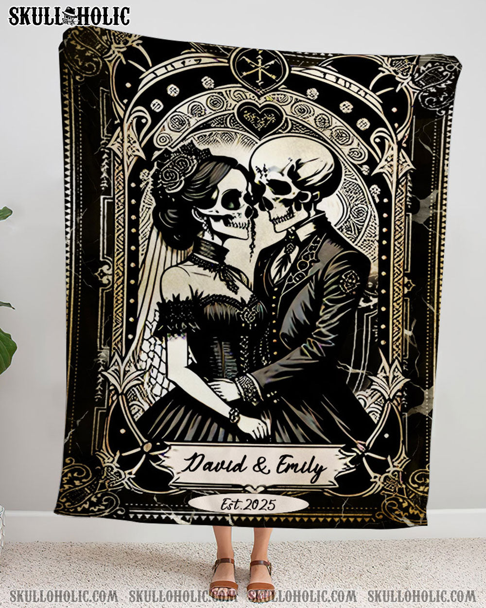 BLISSCORNERS PERSONALIZED SKULL COUPLE FLEECE BLANKET