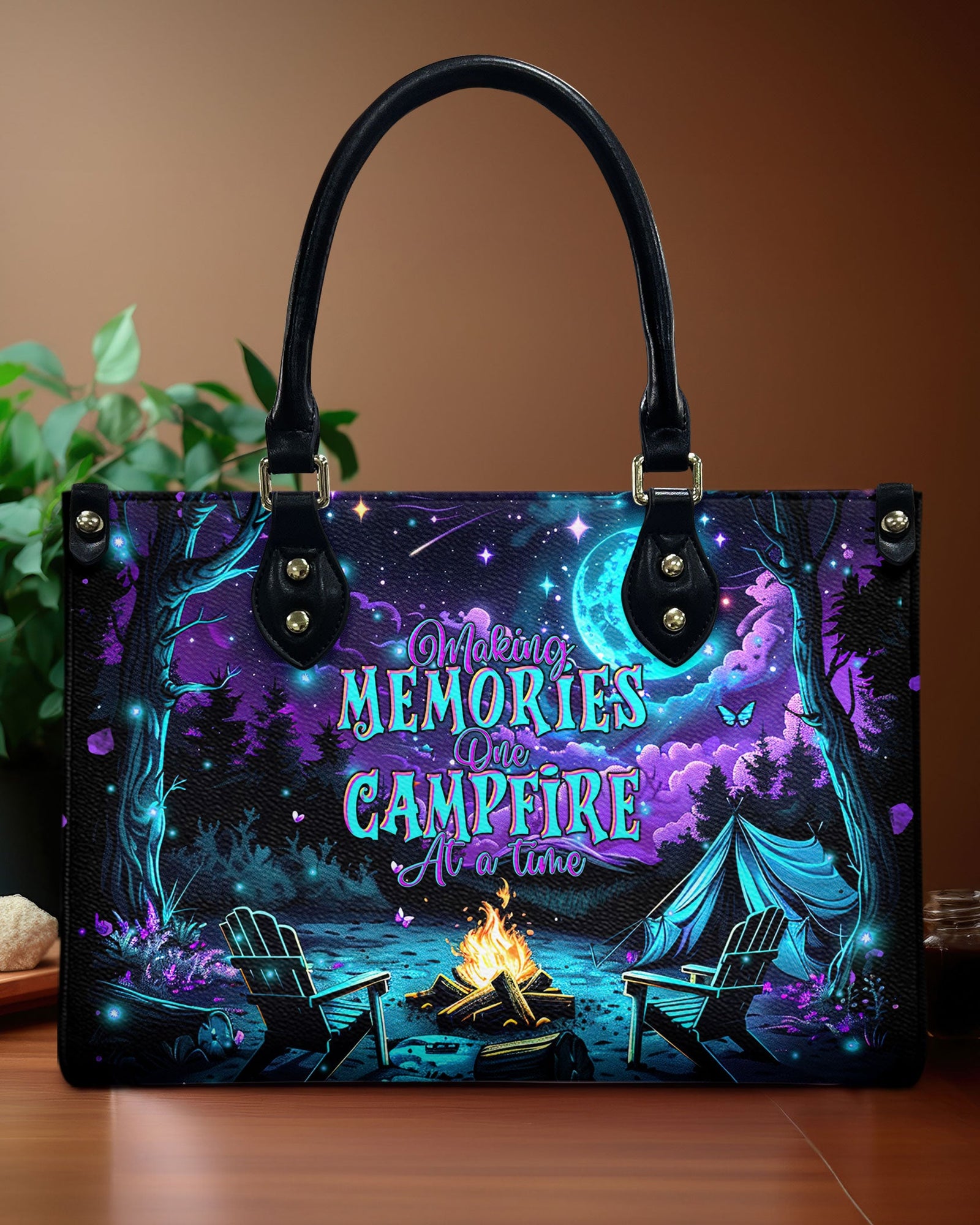 BLISSCORNERS MAKING MEMORIES ONE CAMPFIRE AT A TIME LEATHER HANDBAG