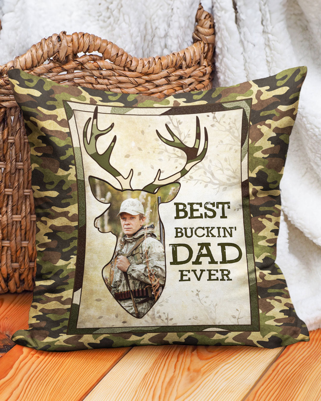 BLISSCORNERS PERSONALIZED BEST BUCKIN' DAD EVER DEER PILLOW