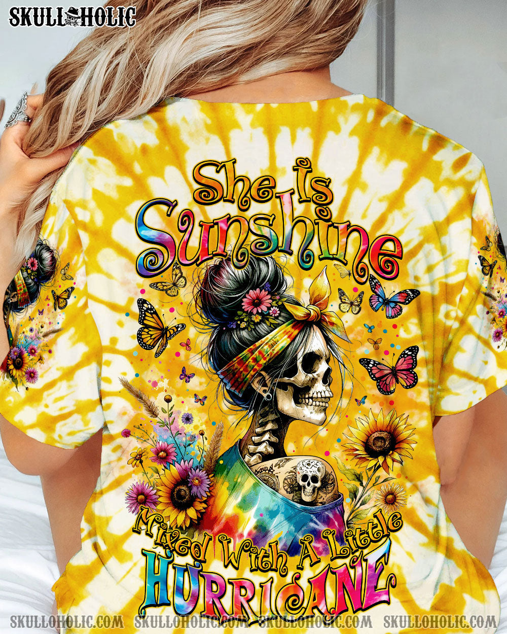 BLISSCORNERS SHE IS SUNSHINE MESSY BUN ALL OVER PRINT