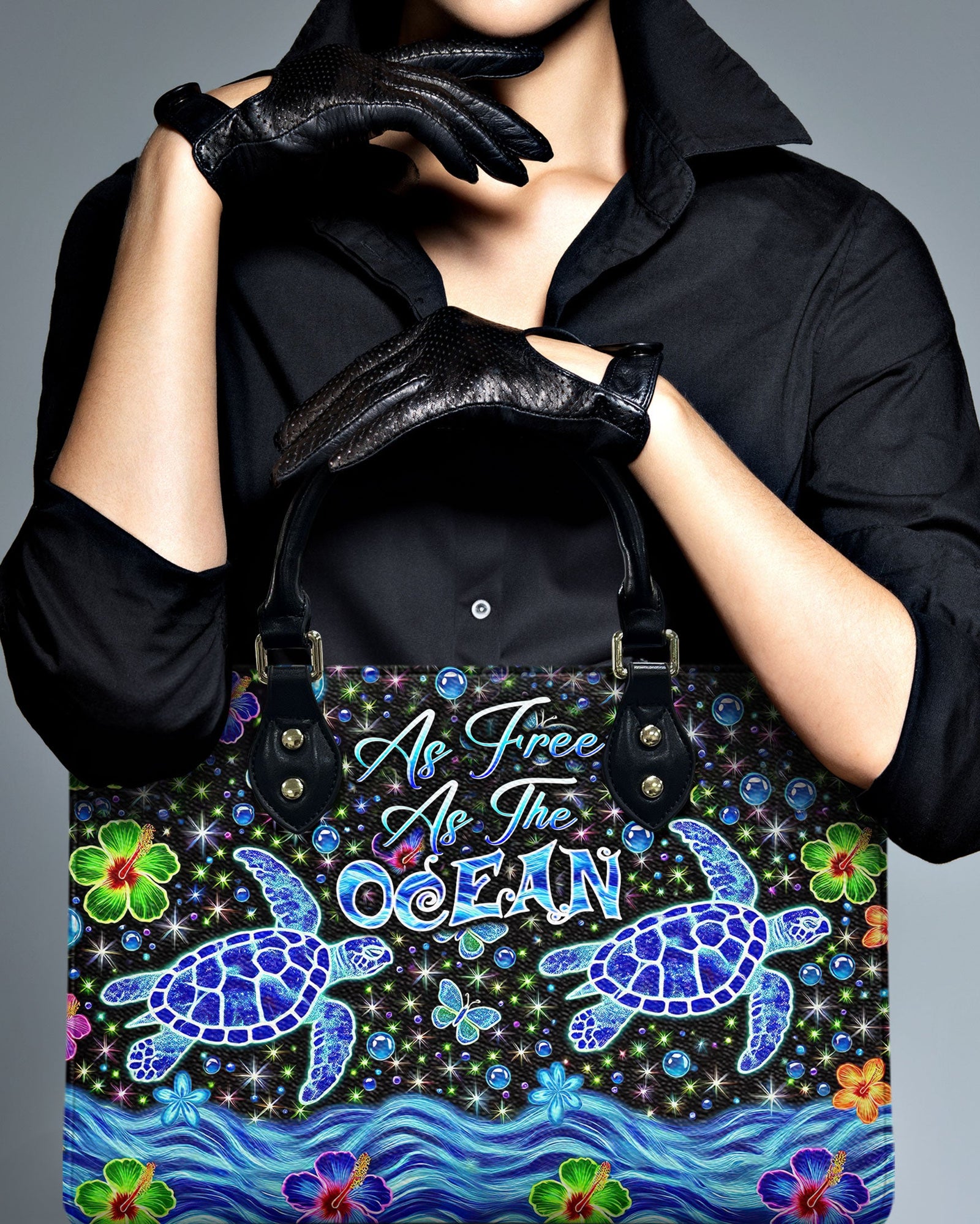 BLISSCORNERS AS FREE AS THE OCEAN LEATHER HANDBAG