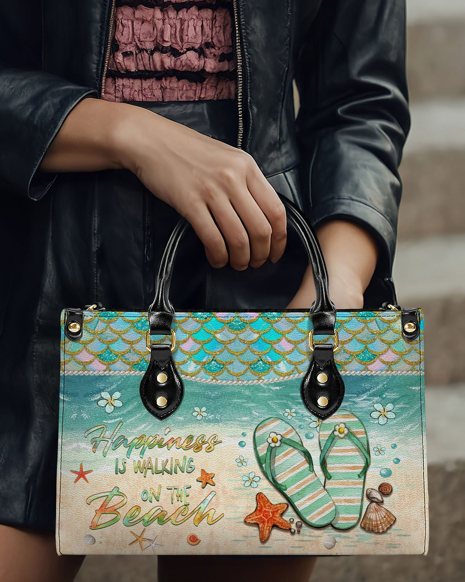 BLISSCORNERS HAPPINESS IS WALKING ON THE BEACH LEATHER HANDBAG