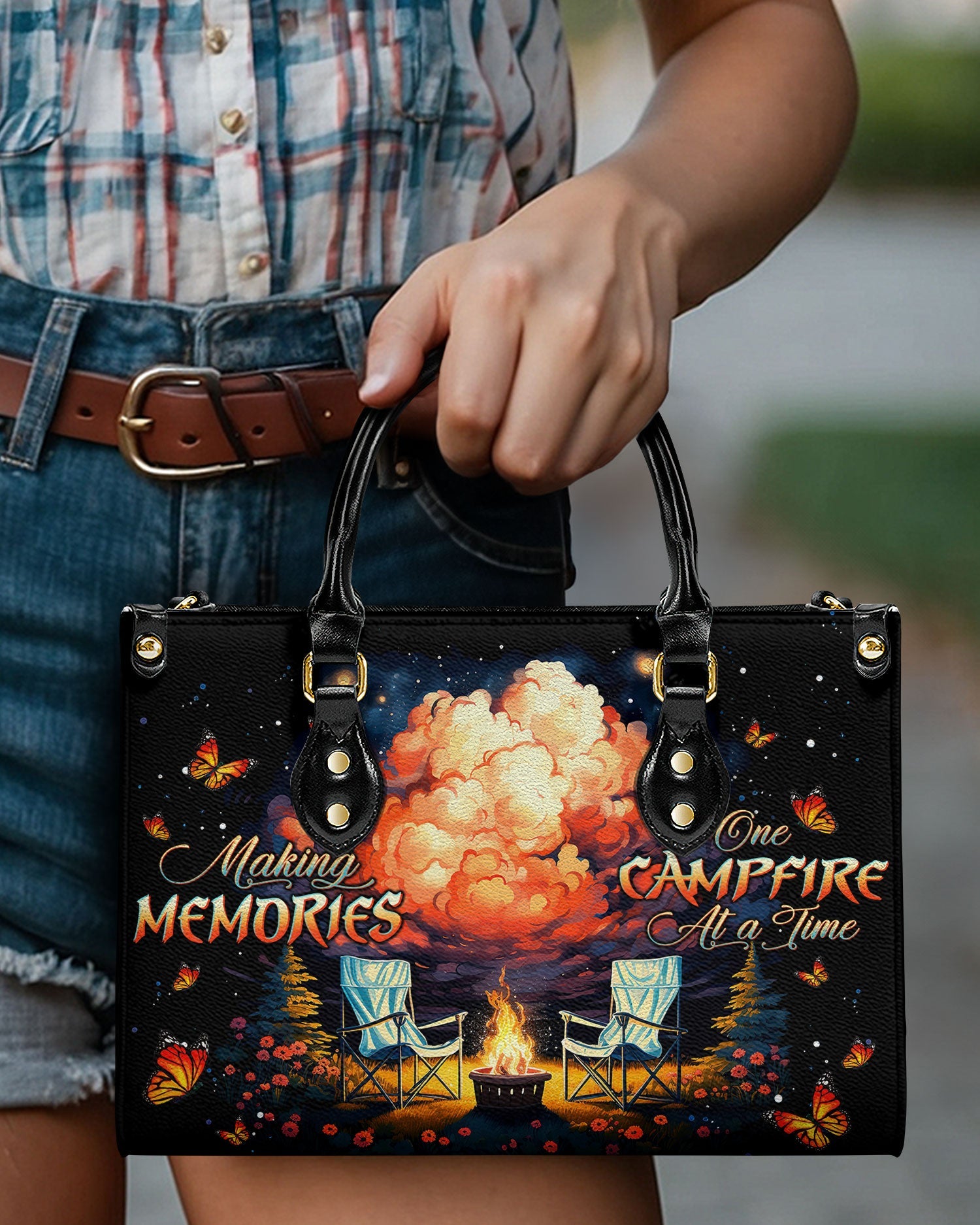 BLISSCORNERS MAKING MEMORIES ONE CAMPFIRE AT A TIME LEATHER HANDBAG