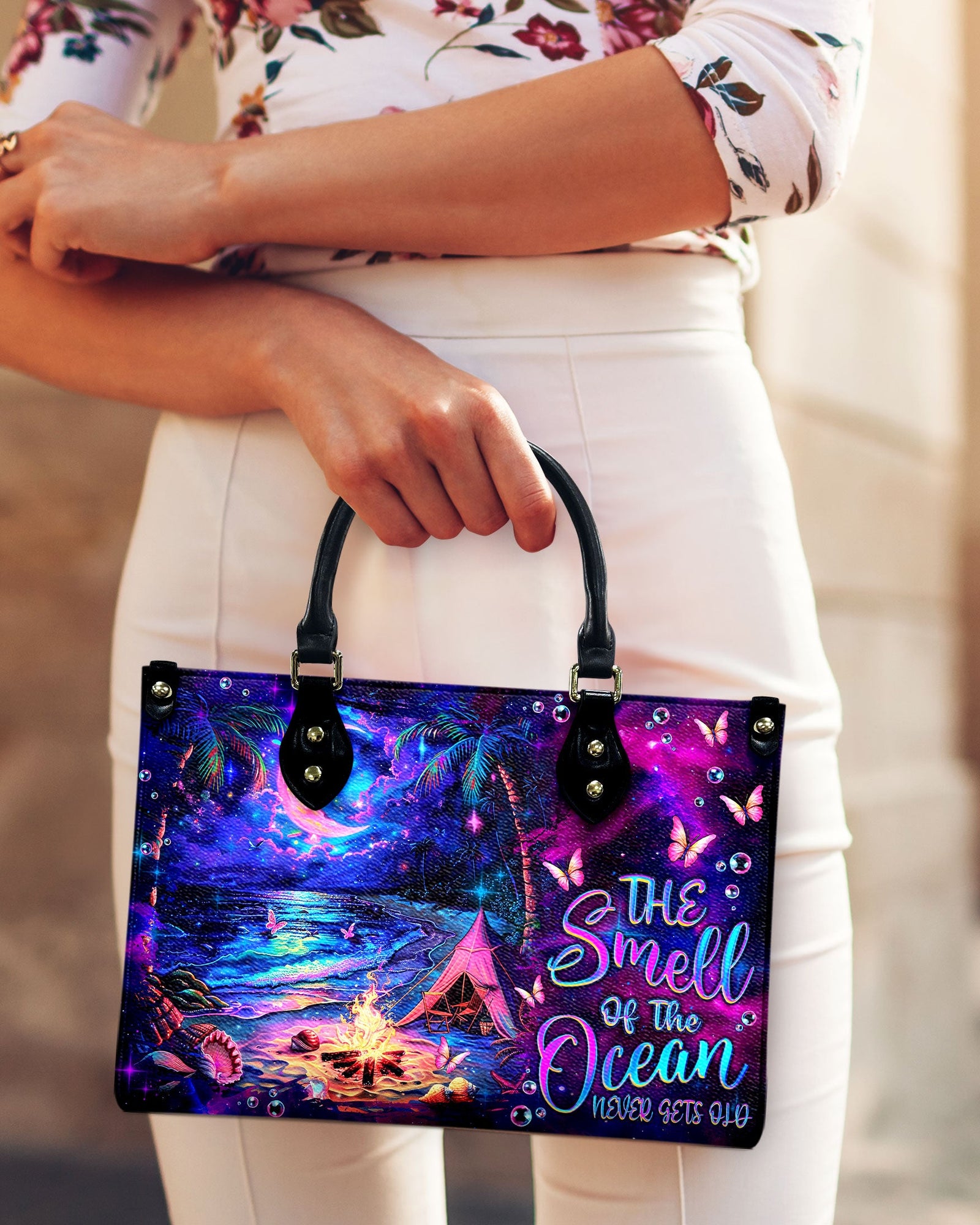 BLISSCORNERS THE SMELL OF THE OCEAN LEATHER HANDBAG