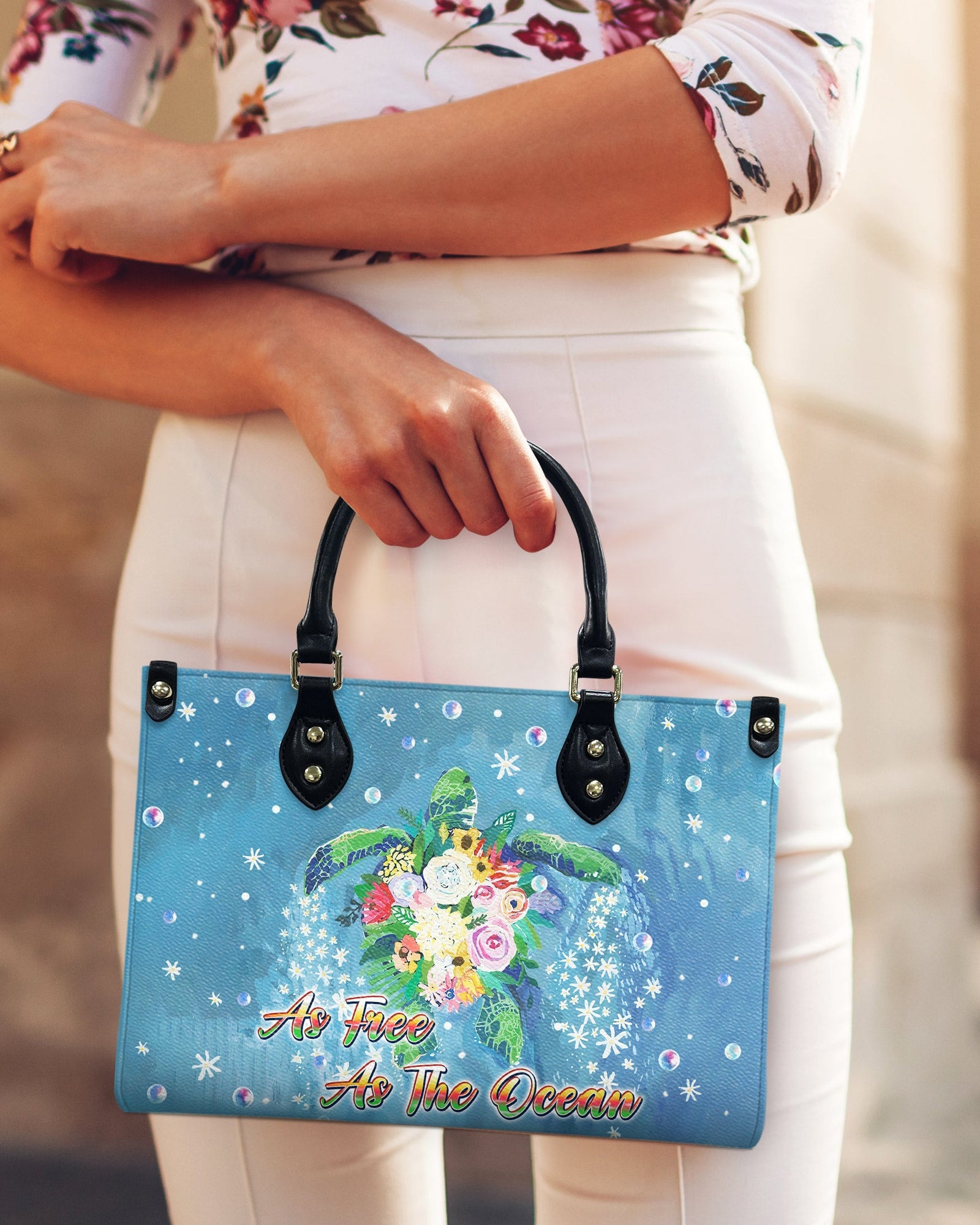 BLISSCORNERS AS FREE AS THE OCEAN TURTLE LEATHER HANDBAG