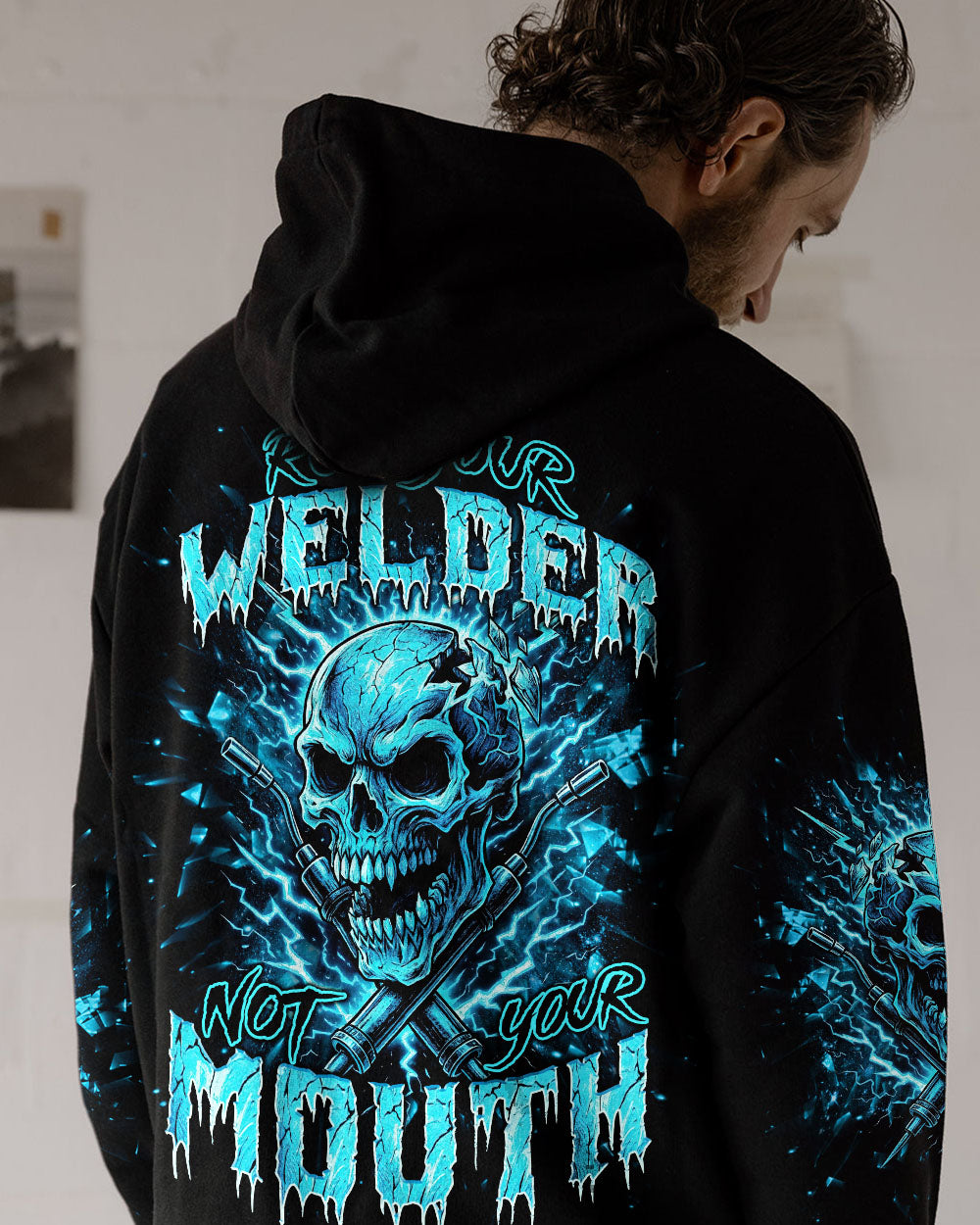 BLISSCORNERS WHEN THE HOOD DROPS WELDER SKULL ALL OVER PRINT