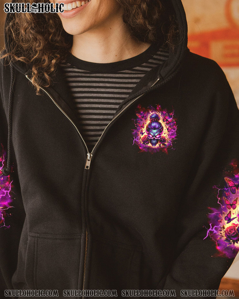 BLISSCORNERS THE GOOD GIRL IN ME MESSY BUN ALL OVER PRINT
