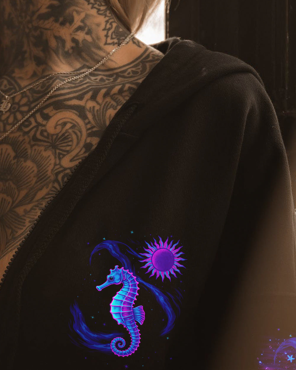 BLISSCORNERS SALTWATER HEALS EVERYTHING SEA HORSE ALL OVER PRINT