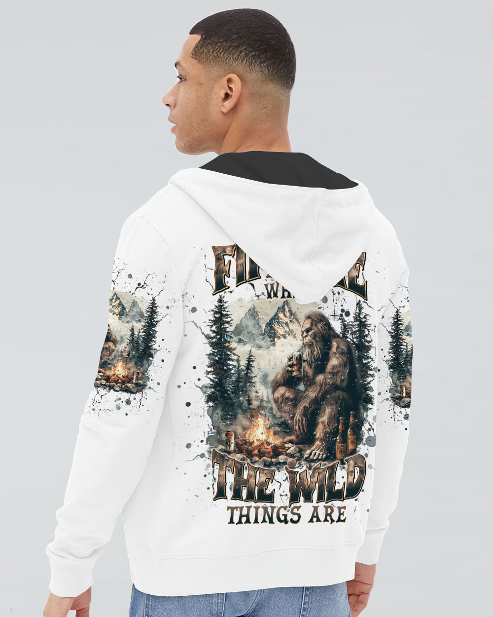 BLISSCORNERS FIND ME WHERE THE WILD THINGS ARE BIGFOOT ALL OVER PRINT