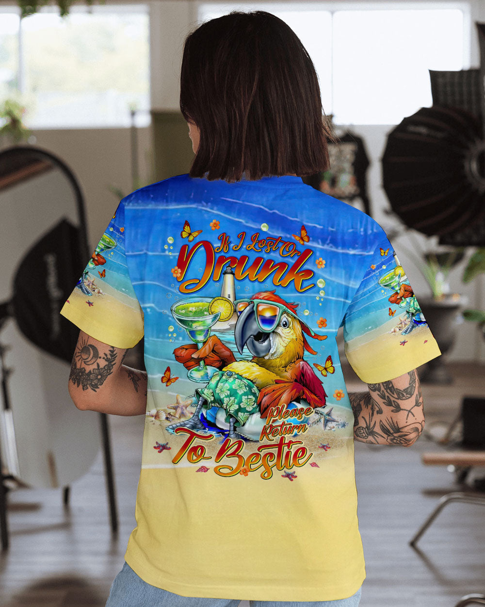 BLISSCORNERS IF LOST OR DRUNK PARROT ALL OVER PRINT