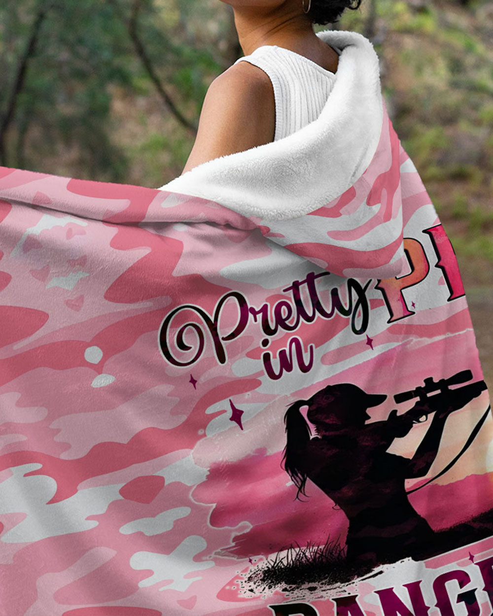 BLISSCORNERS PRETTY IN PINK HUNTING SHERPA BLANKET HOODIE
