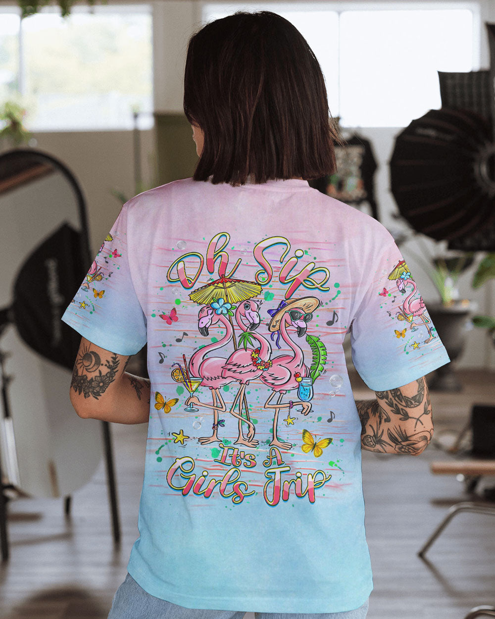 BLISSCORNERS OH SIP IT’S A GIRLS TRIP FLAMINGO ALL OVER PRINT
