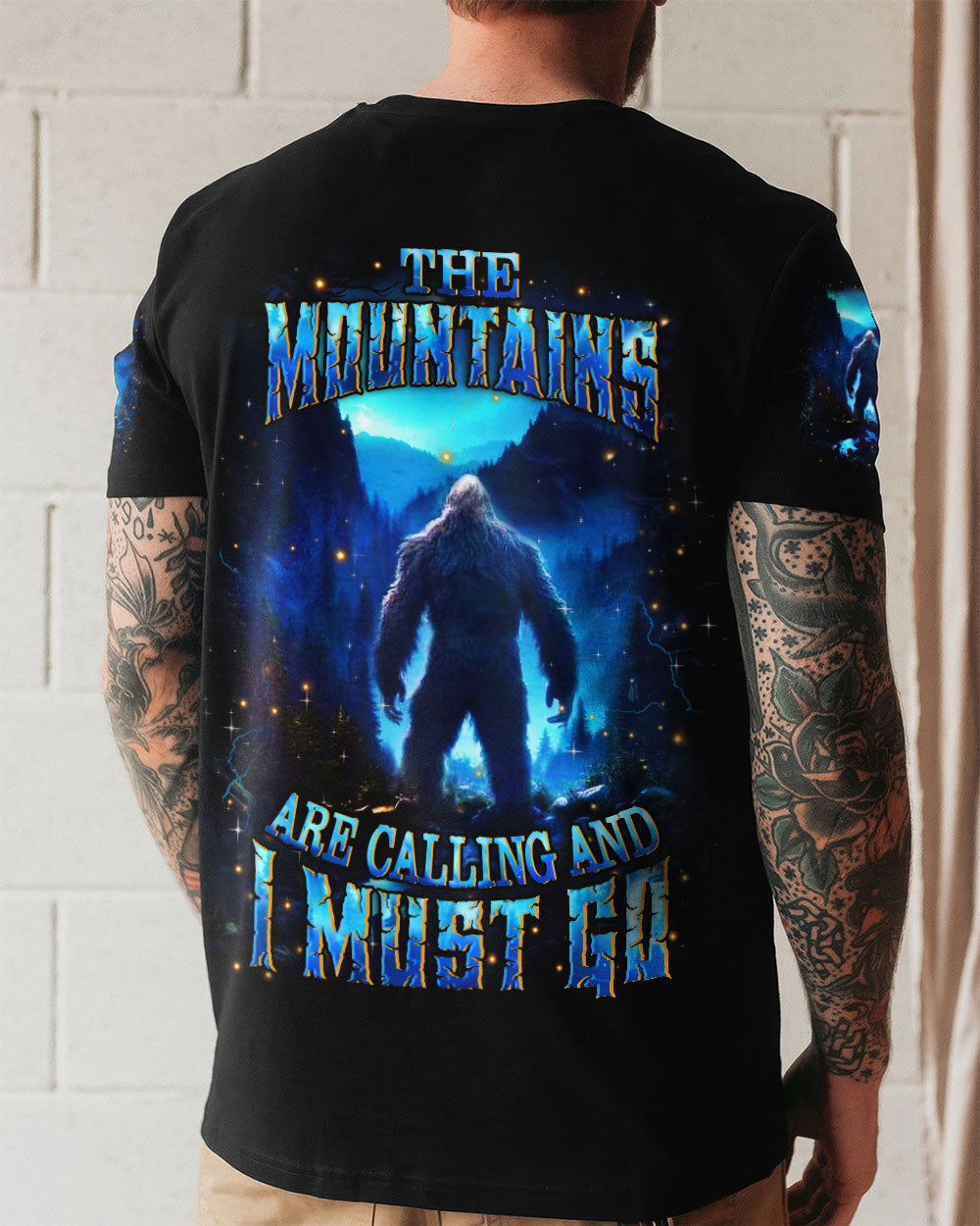 BLISSCORNERS THE MOUNTAINS ARE CALLING BIGFOOT ALL OVER PRINT