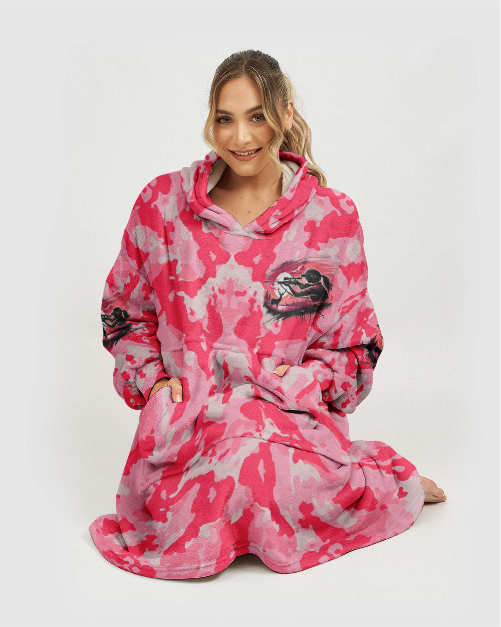 BLISSCORNERS GIRLS HUNT TOO ONLY PRETTIER CAMO BLANKET HOODIE