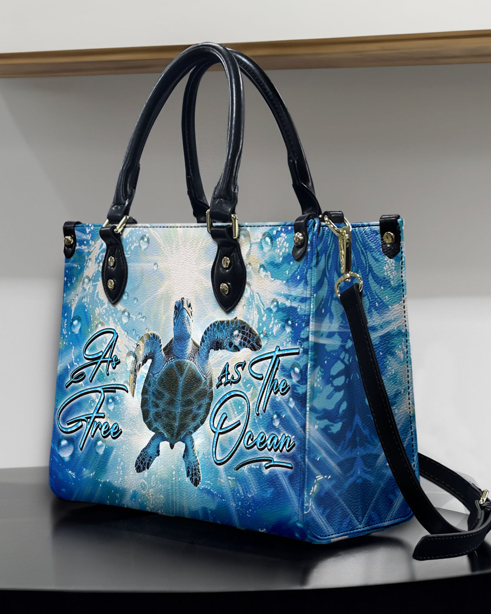 BLISSCORNERS OCEAN TURTLE LEATHER HANDBAG