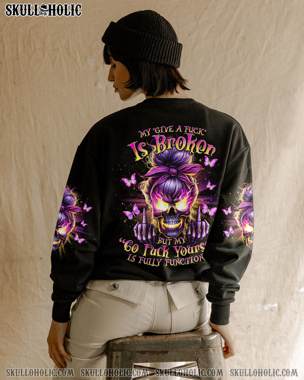 BLISSCORNERS NOT EVERYONE LIKES ME SKULL MESSY BUN ALL OVER PRINT