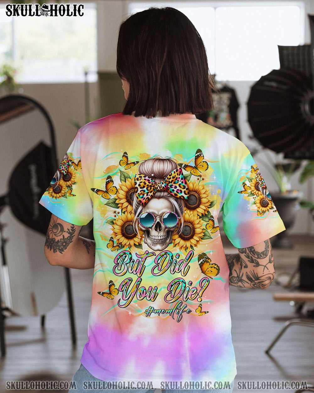 BLISSCORNERS BUT DID YOU DIE MOM LIFE SKULL MESSY BUN ALL OVER PRINT