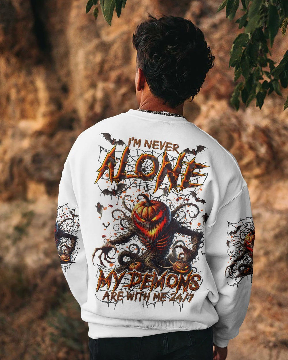 BLISSCORNERS I'M NEVER ALONE SKULL DEMON SKULL PUMPKIN HALLOWEEN ALL OVER PRINT