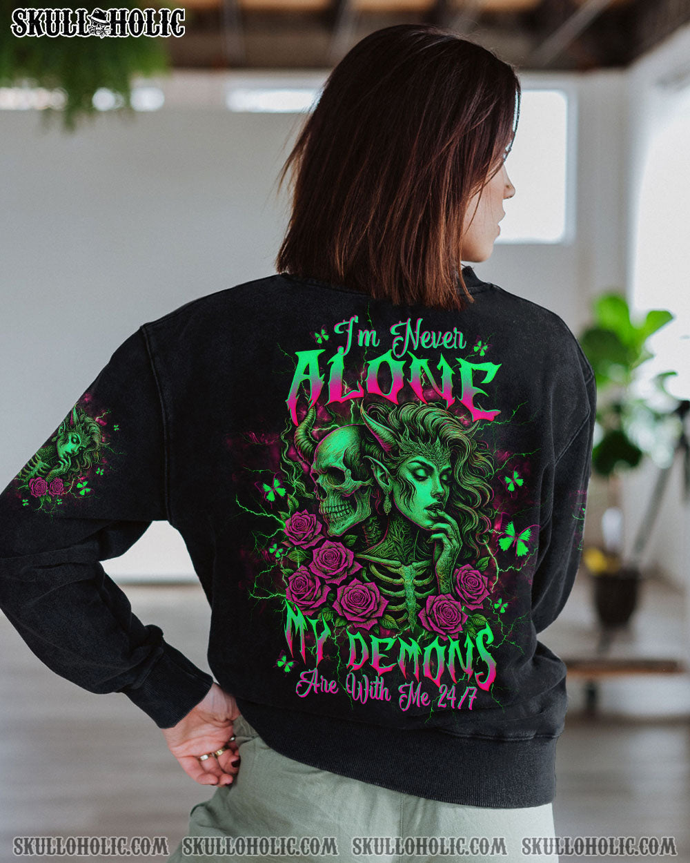 BLISSCORNERS I'M NEVER ALONE SKULL DEMON LADY ALL OVER PRINT