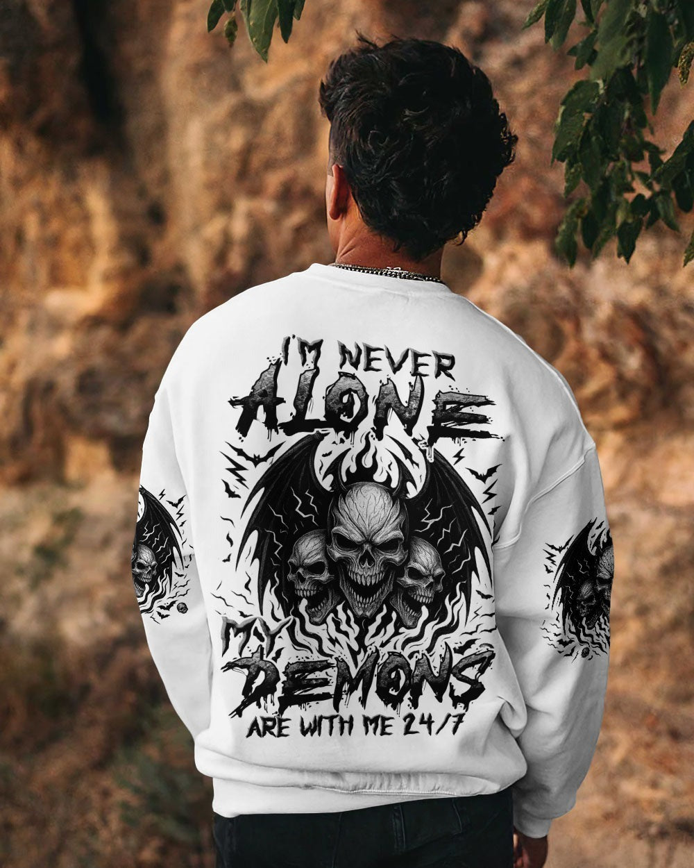 BLISSCORNERS I'M NEVER ALONE SKULL DEMON ALL OVER PRINT