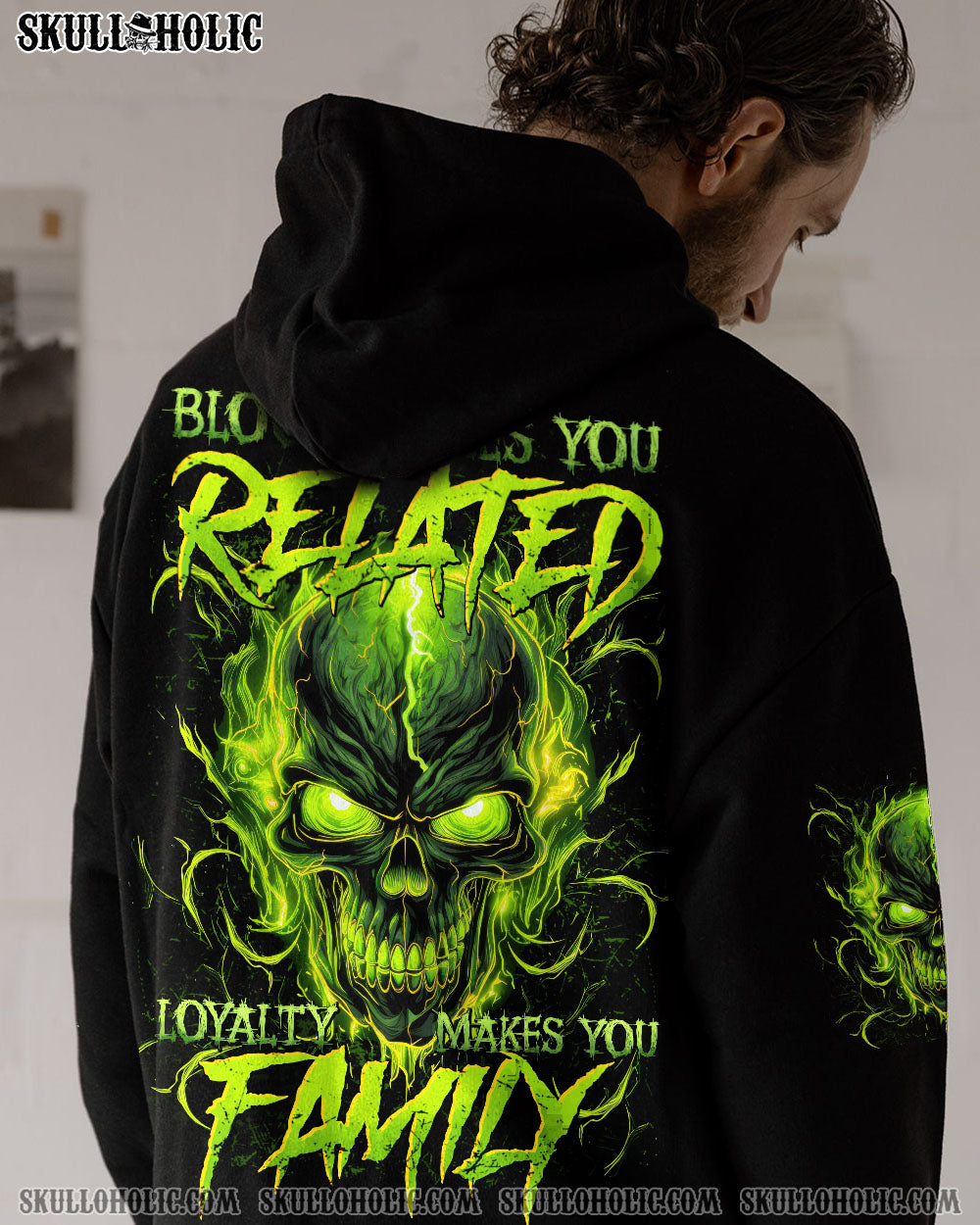 BLISSCORNERS LOYALTY MAKES YOU FAMILY SKULL ALL OVER PRINT
