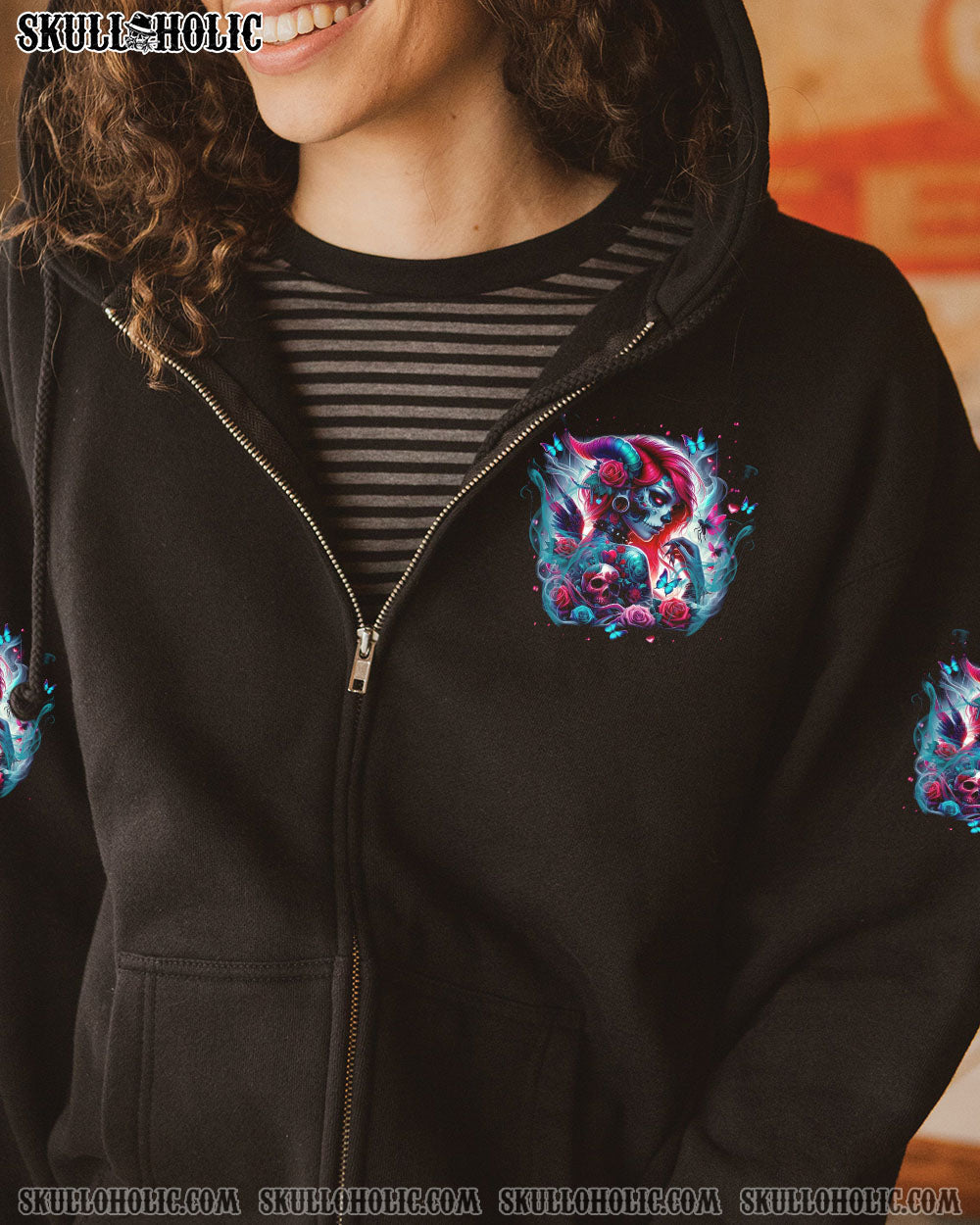 BLISSCORNERS THE GOOD GIRL IN ME ALL OVER PRINT