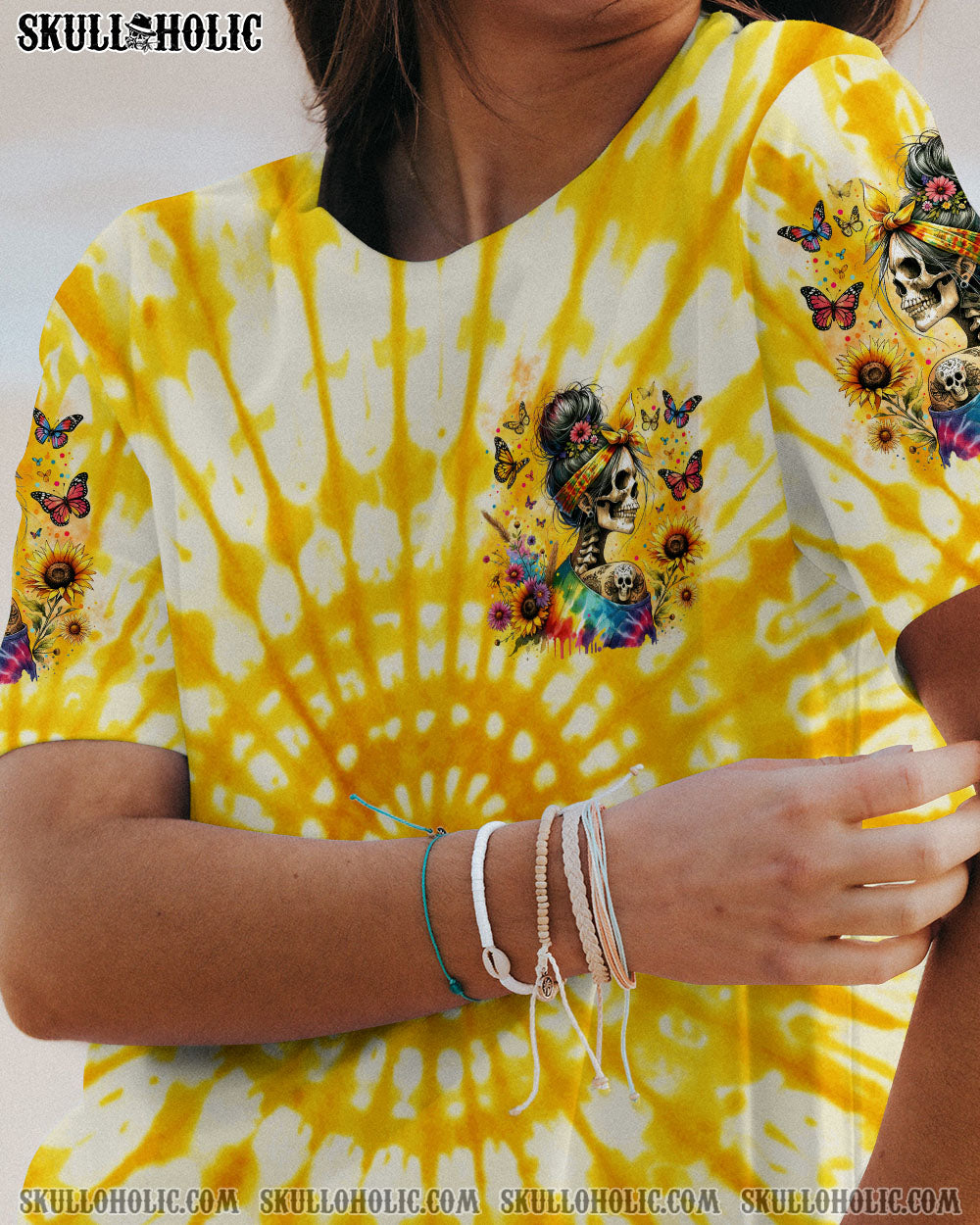 BLISSCORNERS SHE IS SUNSHINE MESSY BUN ALL OVER PRINT