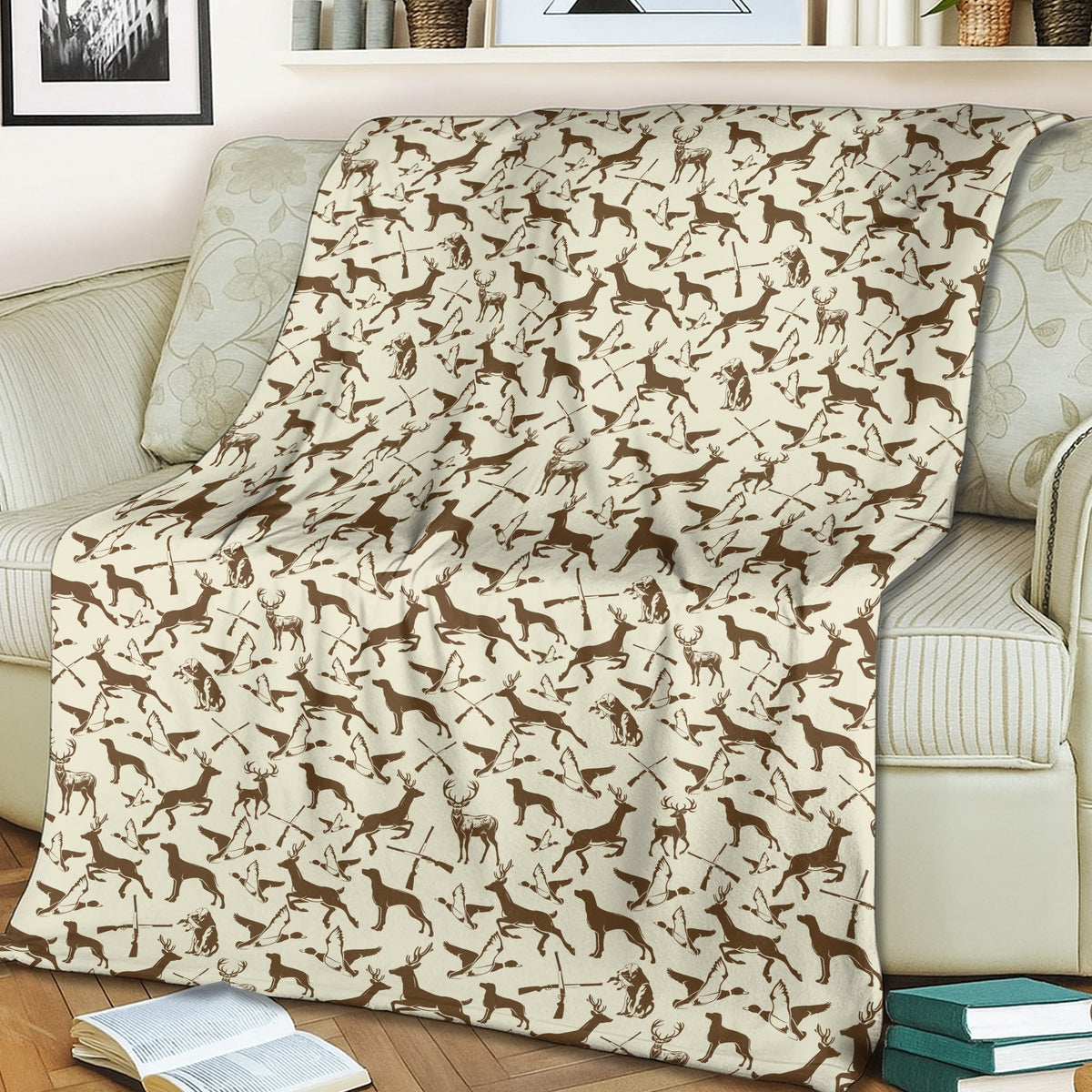 Blisscorners Deer Hunting Pattern Fleece Blanket - Gift for Hunters Men Women Home Accessories LM1611