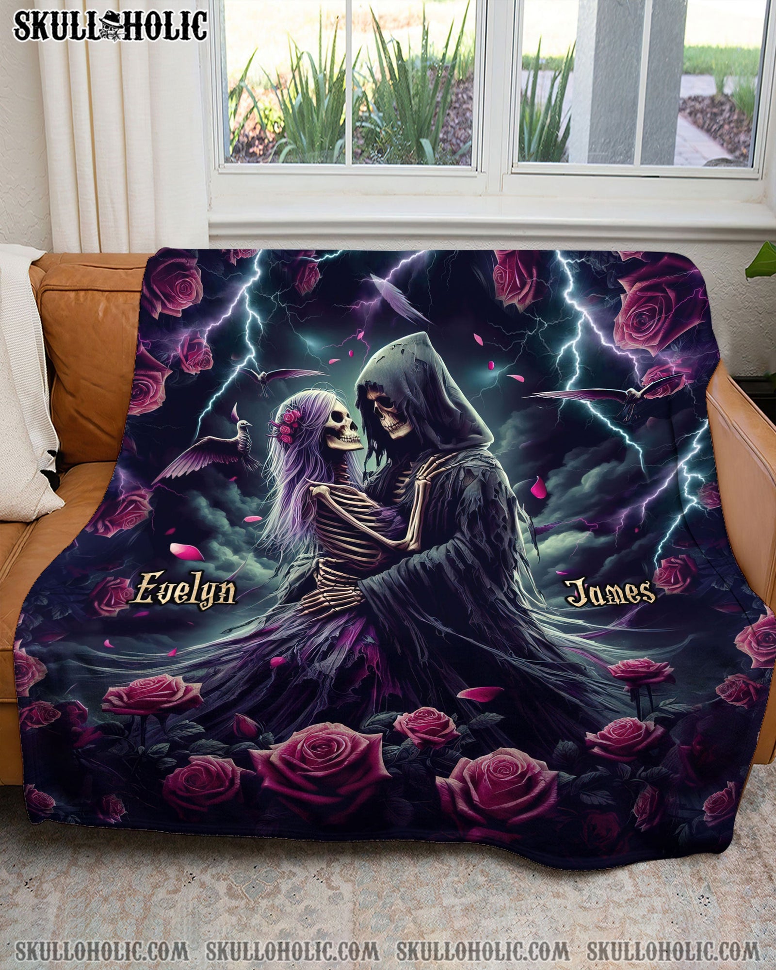 BLISSCORNERS PERSONALIZED SKULL COUPLE FLEECE BLANKET