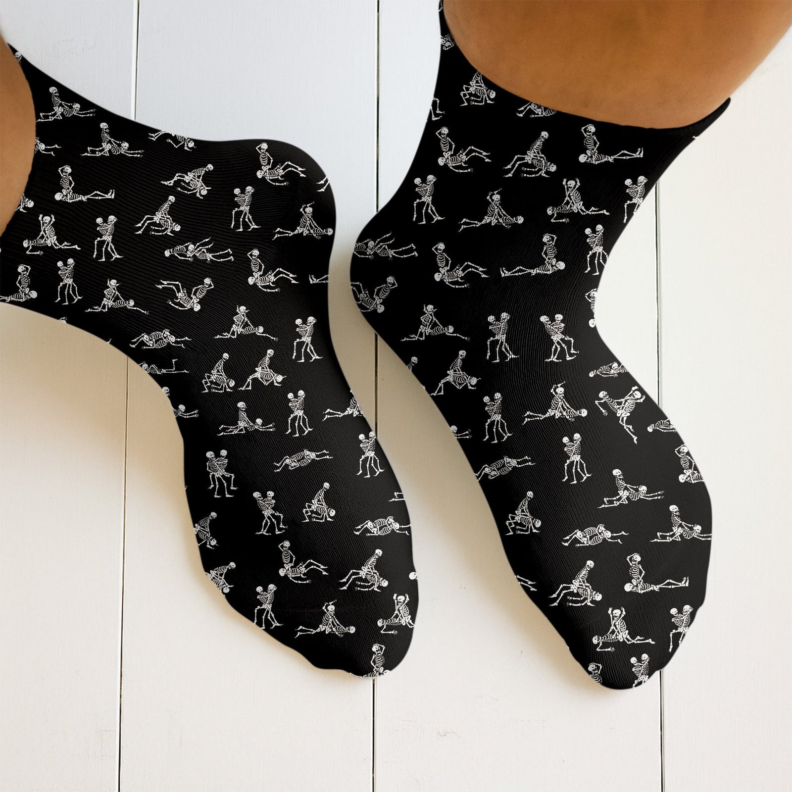 Blisscorners Funny Skeleton Black Men Golf Socks, Best Socks For Men, Fun Socks, Christmas Golf GiftLM2611