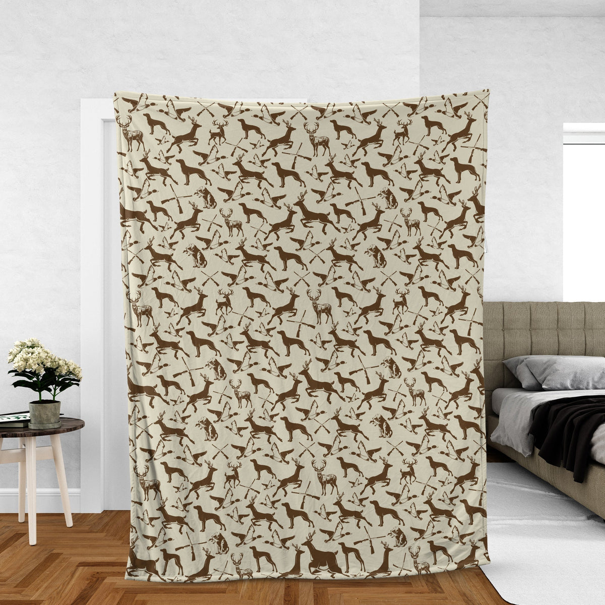 Blisscorners Deer Hunting Pattern Fleece Blanket - Gift for Hunters Men Women Home Accessories LM1611