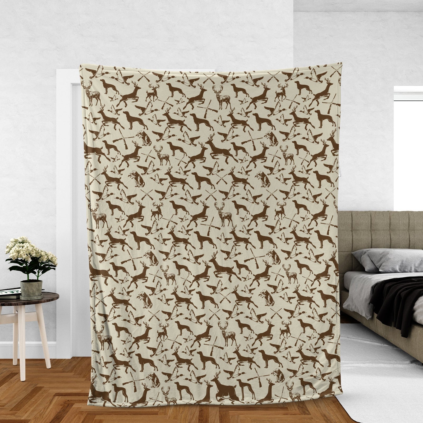 Blisscorners Deer Hunting Pattern Fleece Blanket - Gift for Hunters Men Women Home Accessories LM1611
