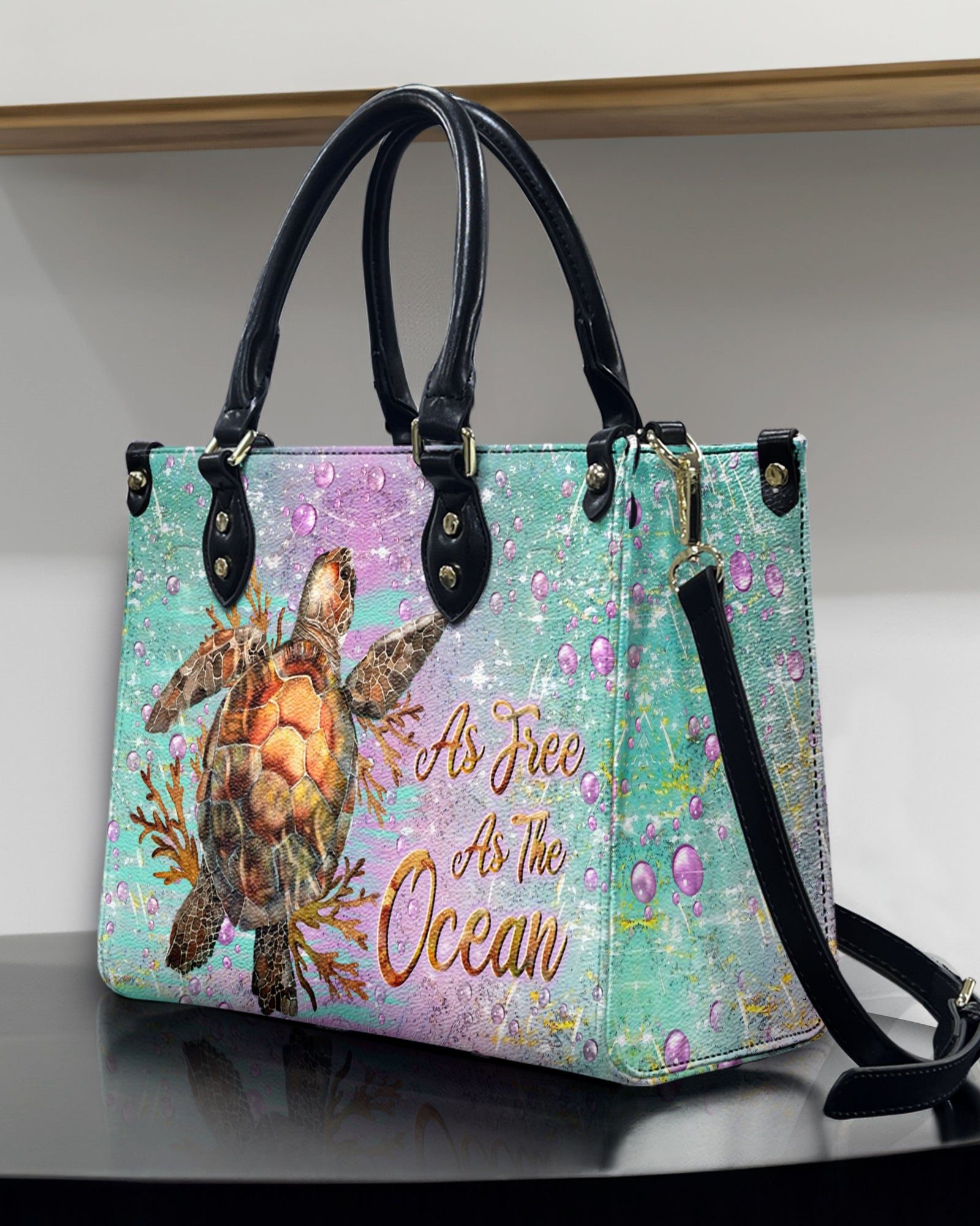 BLISSCORNERS AS FREE AS THE OCEAN LEATHER HANDBAG