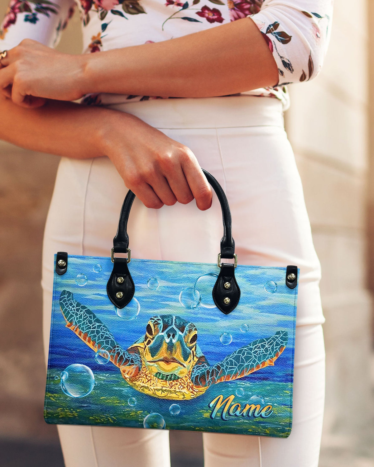 BLISSCORNERS PAINTING TURTLE LEATHER HANDBAG