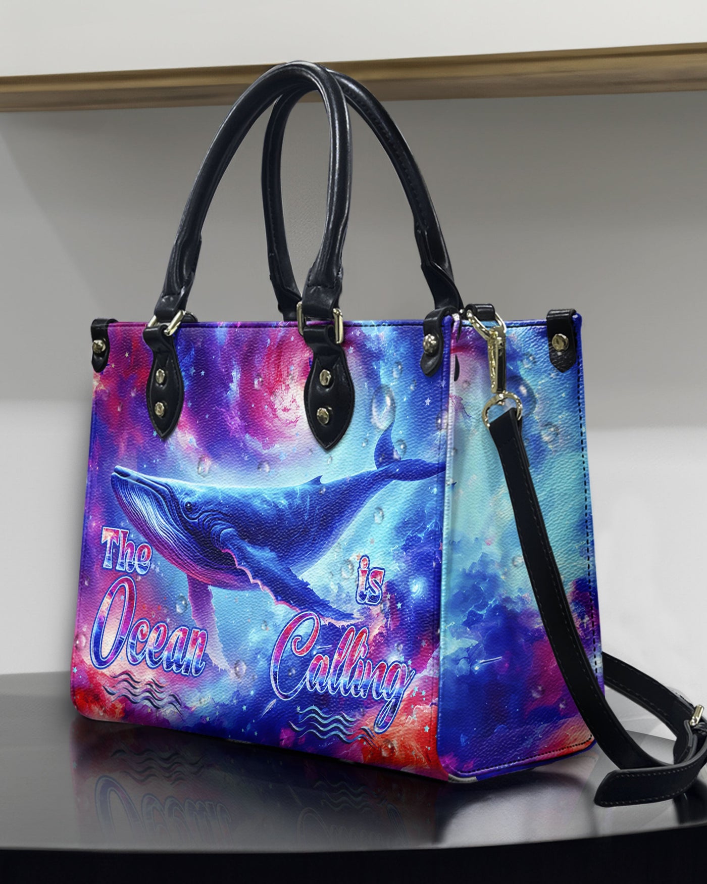 BLISSCORNERS THE OCEAN IS CALLING WHALE LEATHER HANDBAG