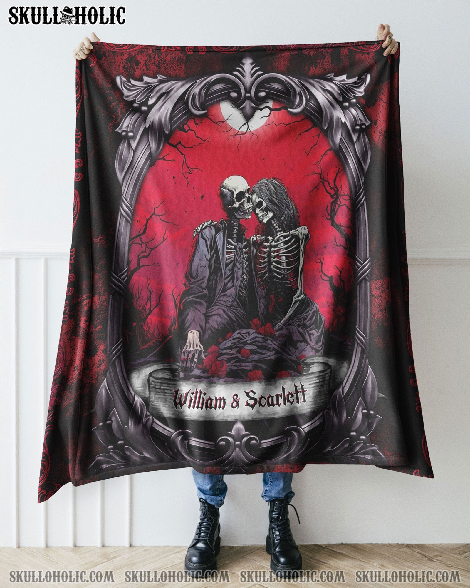 BLISSCORNERS PERSONALIZED SKULL COUPLE UNDER MOON FLEECE BLANKET