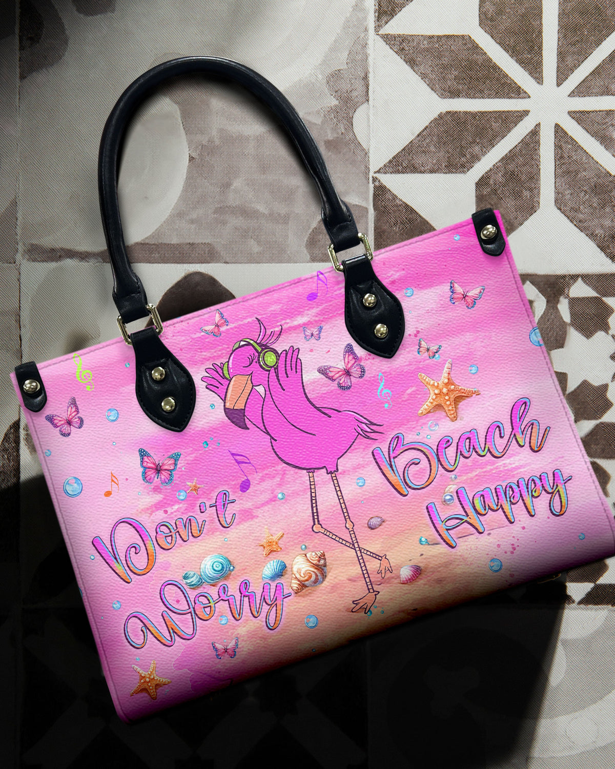 BLISSCORNERS DON'T WORRY BEACH HAPPY FLAMINGO LEATHER HANDBAG