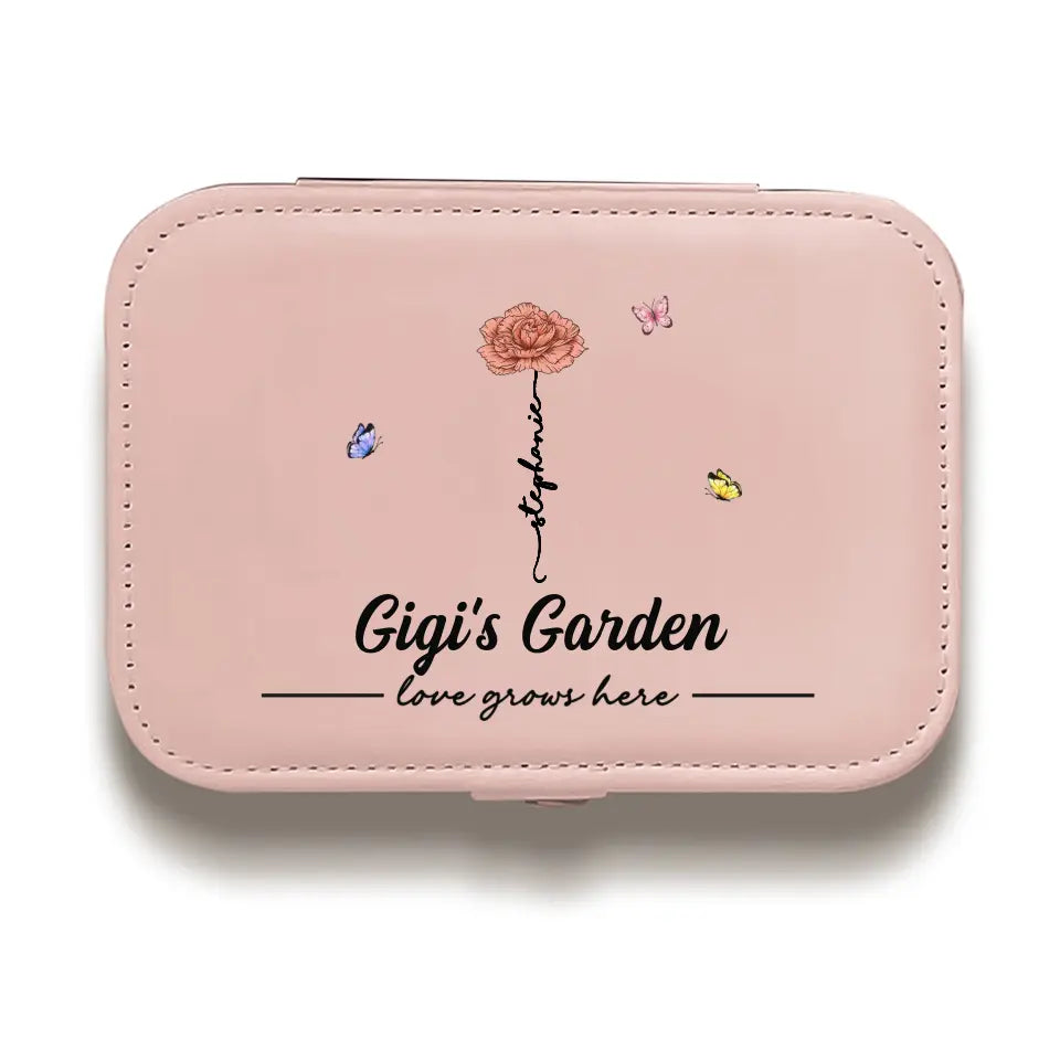 BC-LOVE-GROWS-H-MOCKUP-3-D912D