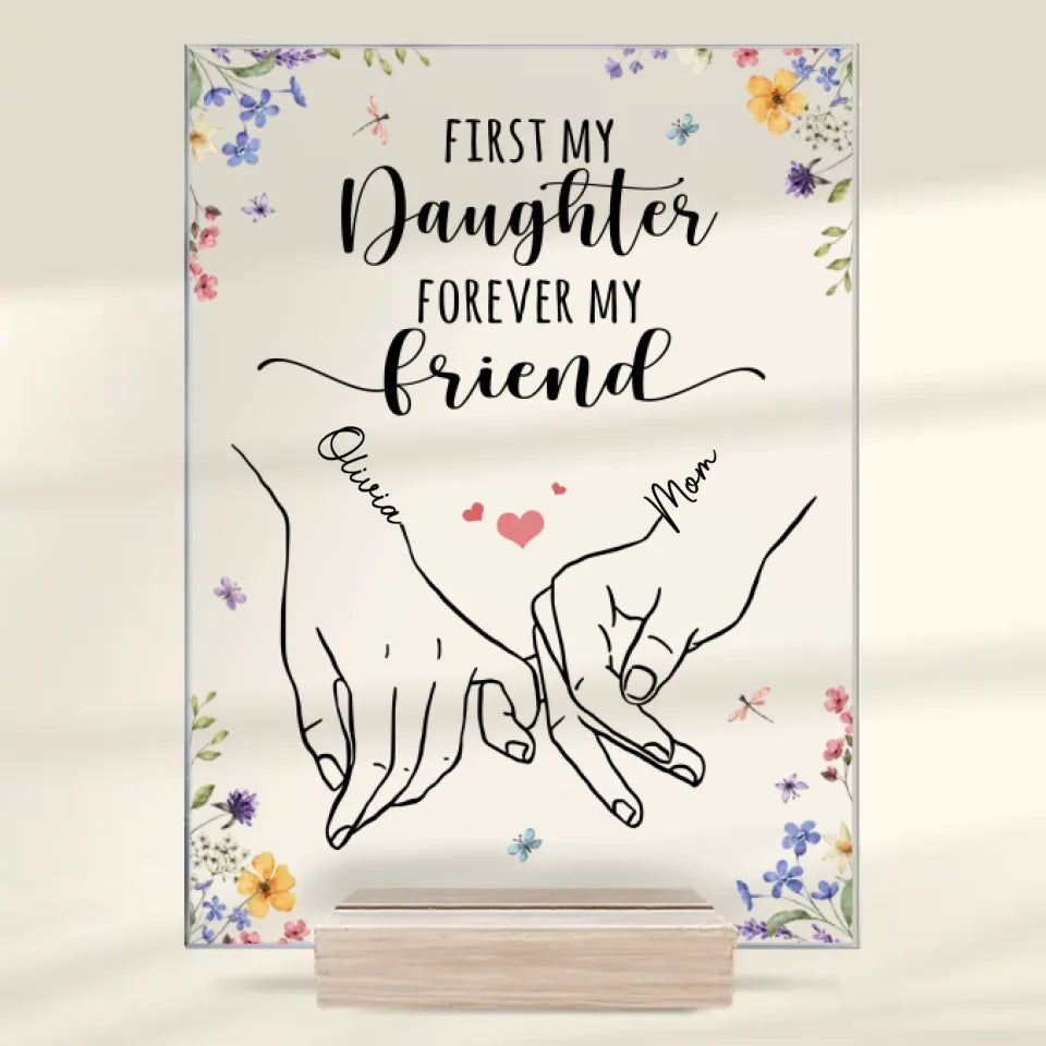 BC-HER-HAND-IS--MOCKUP-3-72375