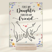 BC-HER-HAND-IS--MOCKUP-3-72375