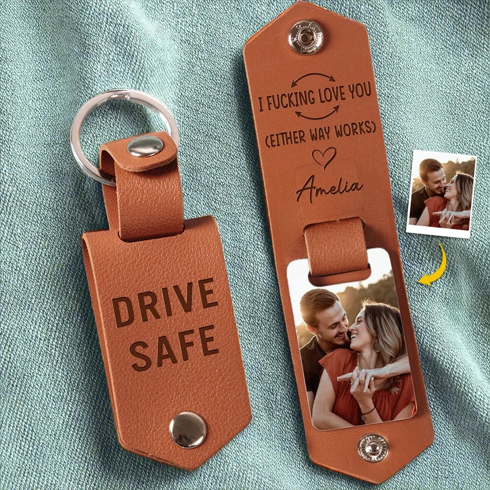 BC-PHOTO-LOVE-S-MOCKUP-2-F380A