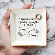 BC-MOMS-LOVE-DA-MOCKUP-5-14474