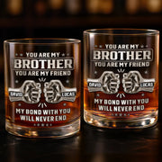 BC-WHISKEY-GLAS-MOCKUP-4-05E2A