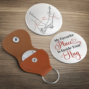 BC-POCKET-HUG-A-MOCKUP-5-13045
